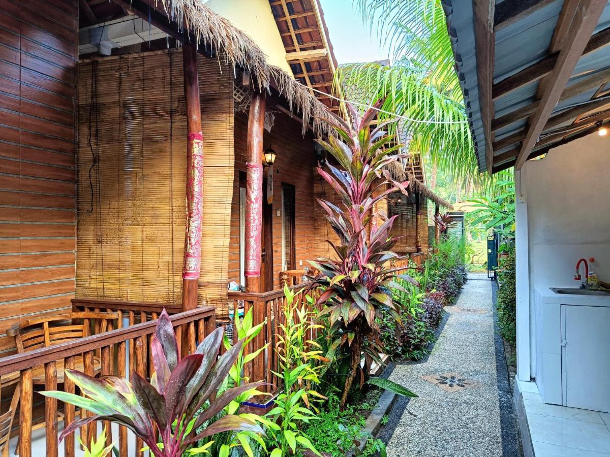 Sari Nadi Homestay Toyapakeh Exterior foto